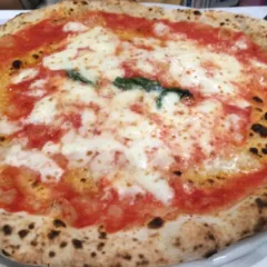 Da Michele a Roma, la margherita