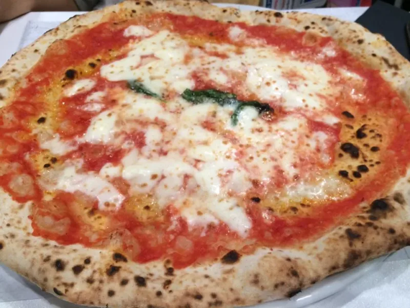 Da Michele a Roma, la margherita