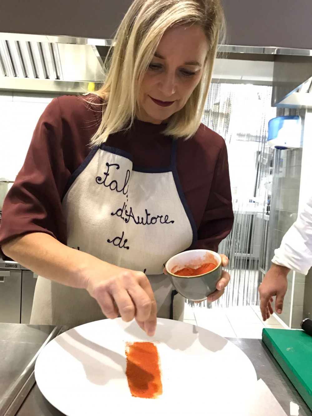 Polvere di pomodoro e laccatura di mandarino