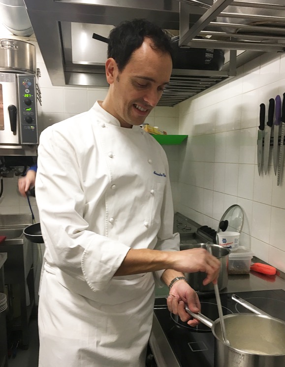 Lo chef Alessandro Circiello  nella cucina del Ristorante Tre Scalini, Piazza Navona. Roma