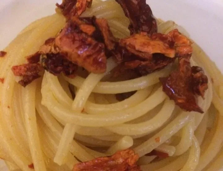 Aglio e olio con peperoni cruschi