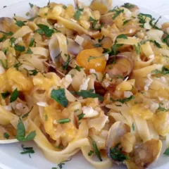 Tagliatelle vongole e castagne