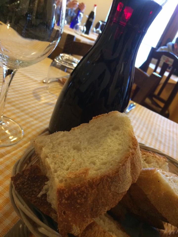 Taverna di Baffone, pane e vino