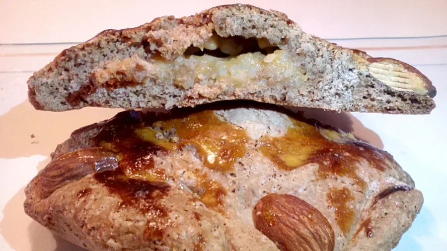 Roccoco' ripieni di Grano Cotto Chirico e confettura di albicocche del Monte Somma