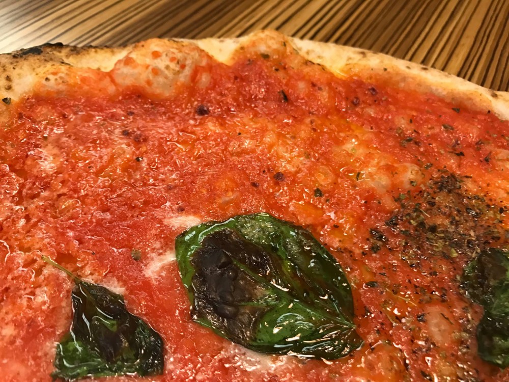 Pizzeria Da Michele I Condurro a Fuorigrotta, cosacca