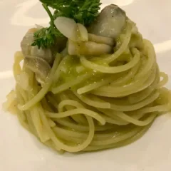 Palazzo Petrucci, spaghetto di mare