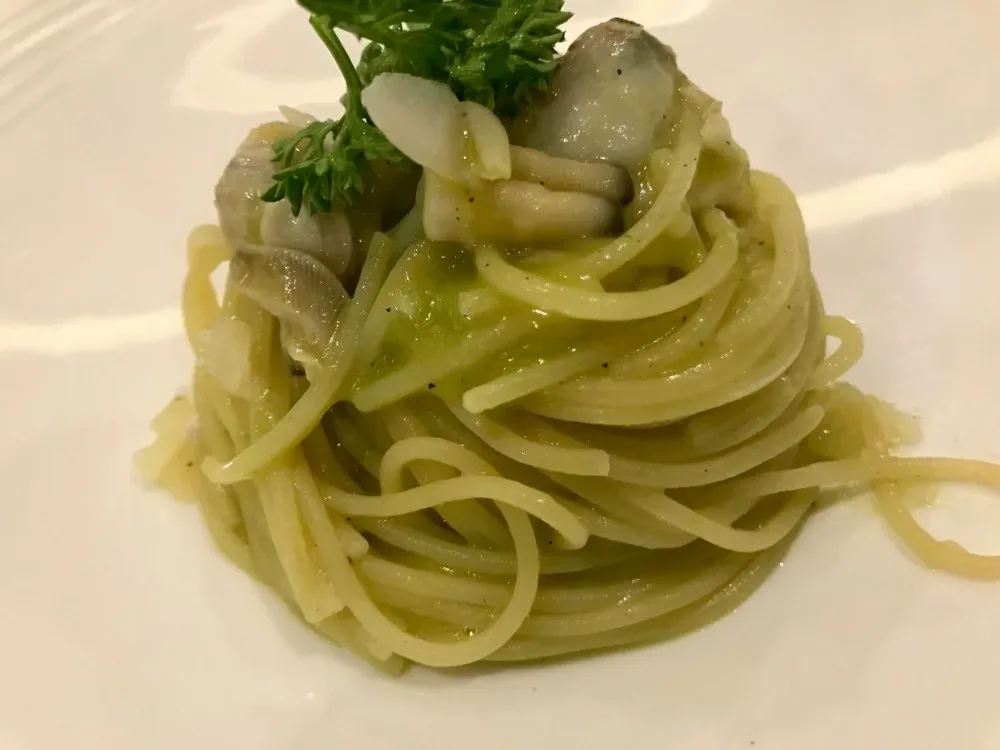 Palazzo Petrucci, spaghetto di mare