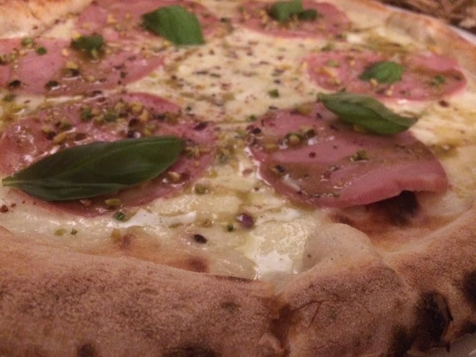 Antica Pizzeria De Rossi, mortadella, pistacchi e limone