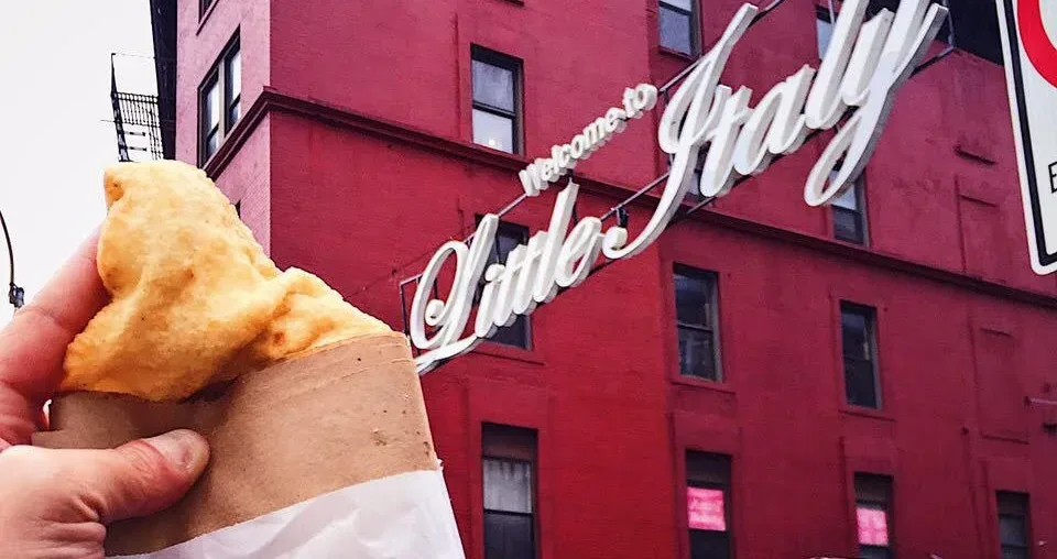 New York con la Pizza Fritta di Zia Esterina Sorbillo 1935