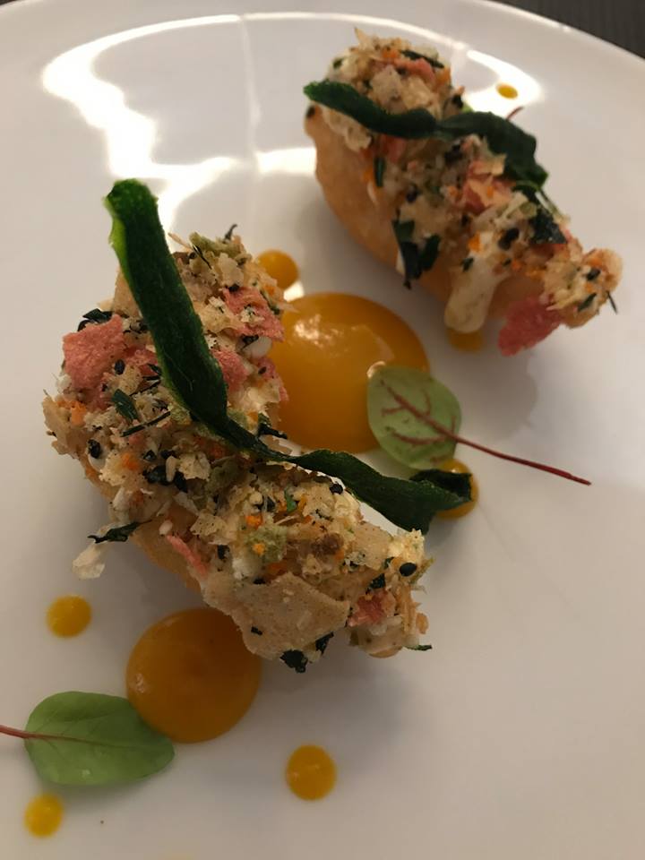 Angelo Sabatelli. Scampi agli agrumi, mango, furikake di riso e verdure