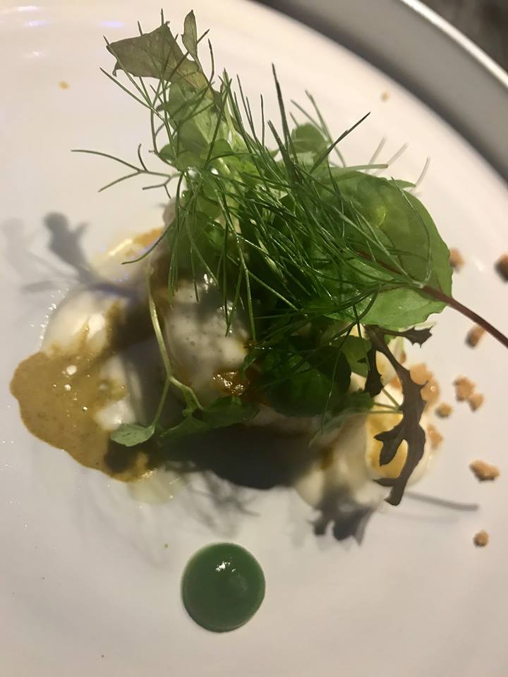 Hotel Romeo Animella di vitello, mostarda di mele e crema di erbe miste