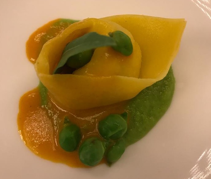 Casamatta del Vinilia Wine Resort - tortello di scorfano e burrata con rucola selvatica