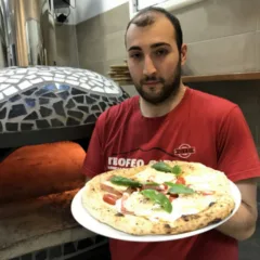 Bruner Alessandro Bruner e la pizza Delicata