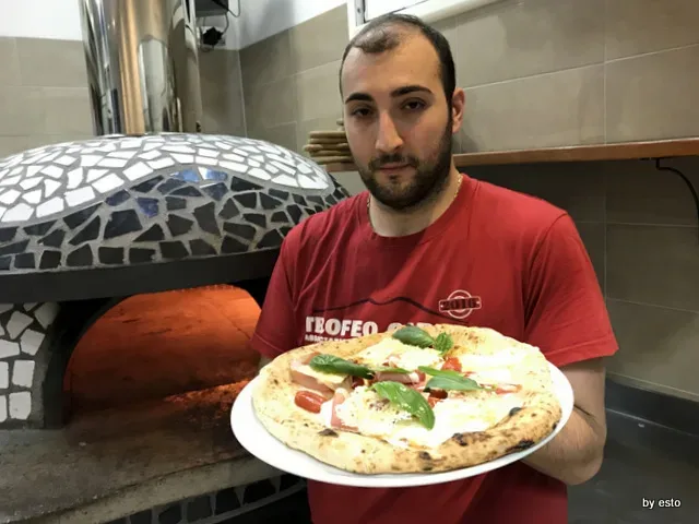 Bruner Alessandro Bruner e la pizza Delicata