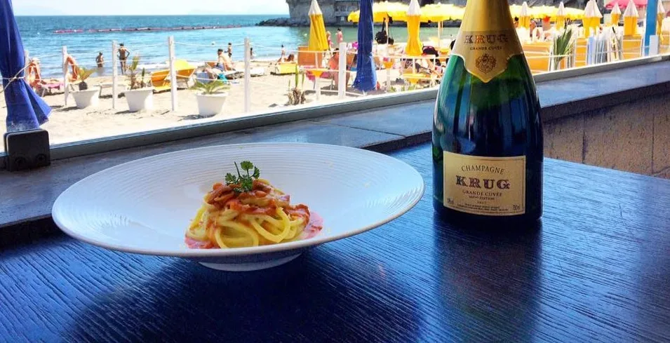 Krug - Campania. Krug Grande Cuvee 164 Edition e Il Palazzo Donna Anna