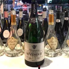 Champagne a Terrazza Calabritto