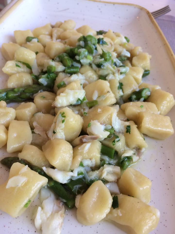 Incannucciata, gnocchi, orata, asparagi