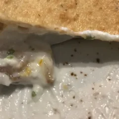 Pizza fritta con ricciola affumicata Ciro Oliva