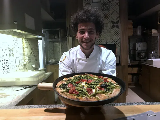 Pizzeria 3 Voglie Valentino Tafuri pizza cilentana contadina