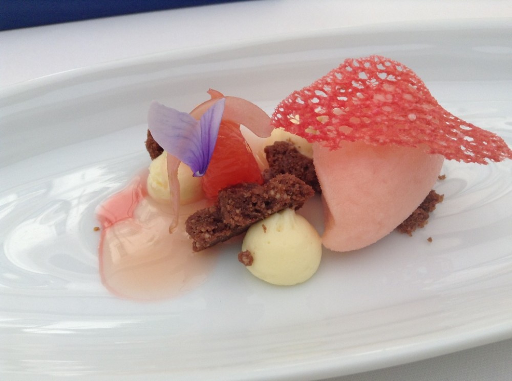 Seta, Milano, campari, pompelo rosa, cioccolato bianco e ciliegie