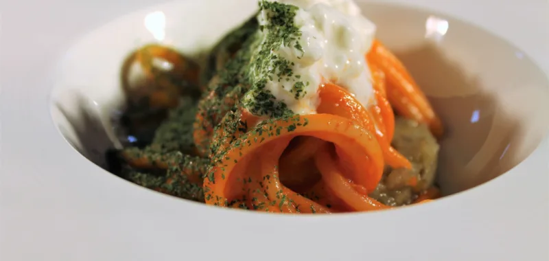 Spaghettoni ai due pomodori