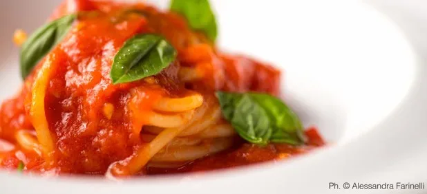 spaghetti-al-pomodoro-peppe-guida