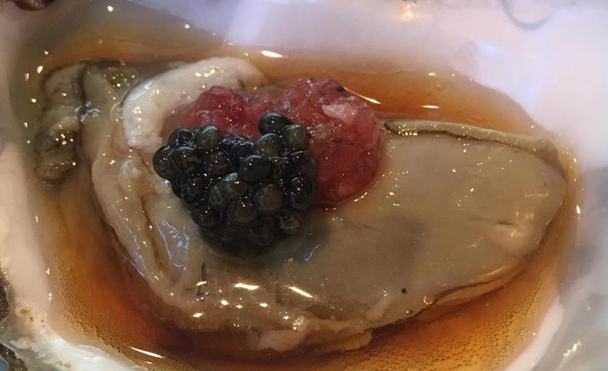 Dinings -Oyster, Tuna Tartare e Beluga Caviar
