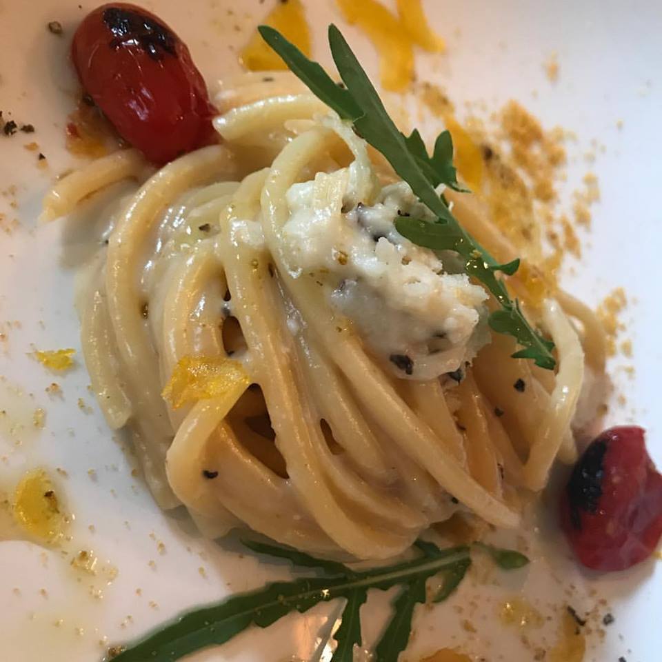Primoanewyork - Bucatini con bottarga e ruchetta