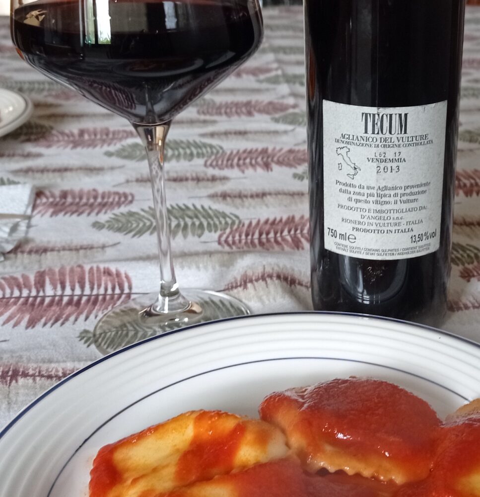 Controetichetta Tecum Aglianico del Vulture Doc 2013 D'Angelo