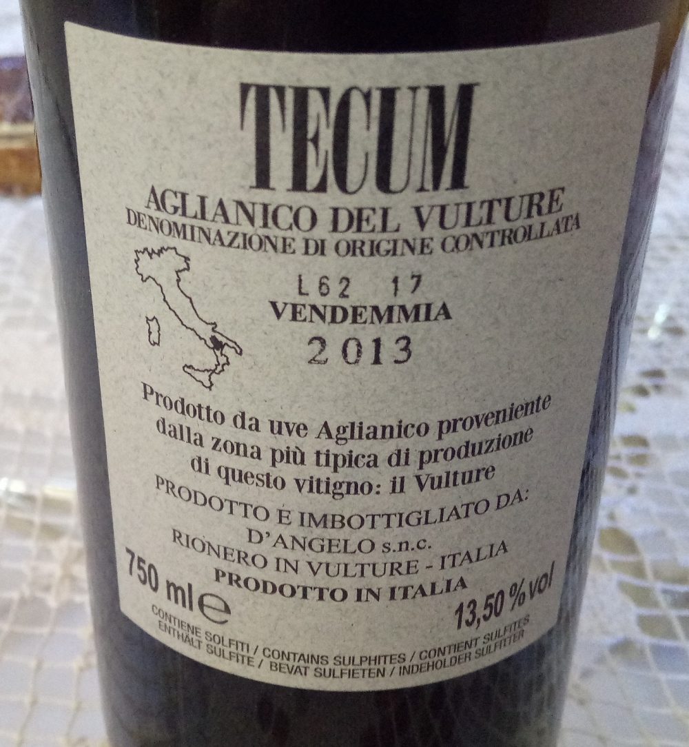 Controetichetta Tecum Aglianico del Vulture Doc 2013 D'Angelo