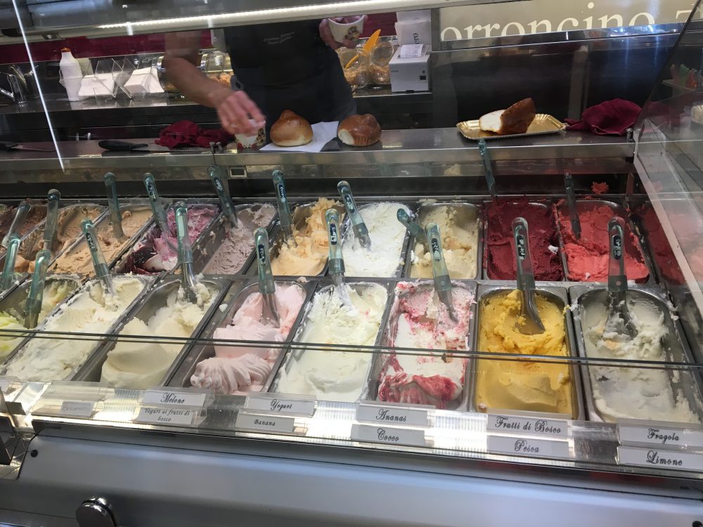Cremeria Sottozero, banco dei gelati