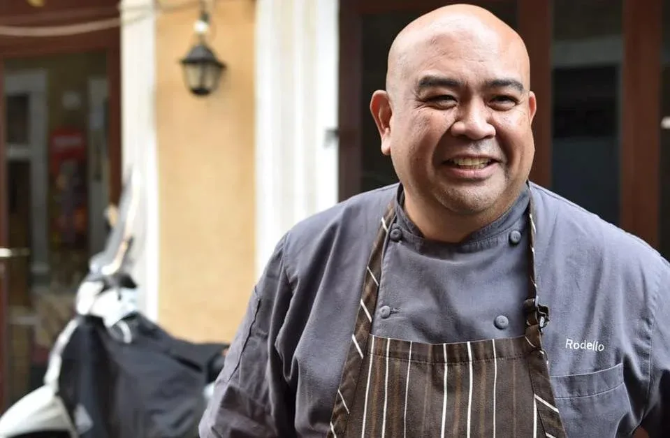 Me Geisha - The Food Buddha Rodelio Aglibot