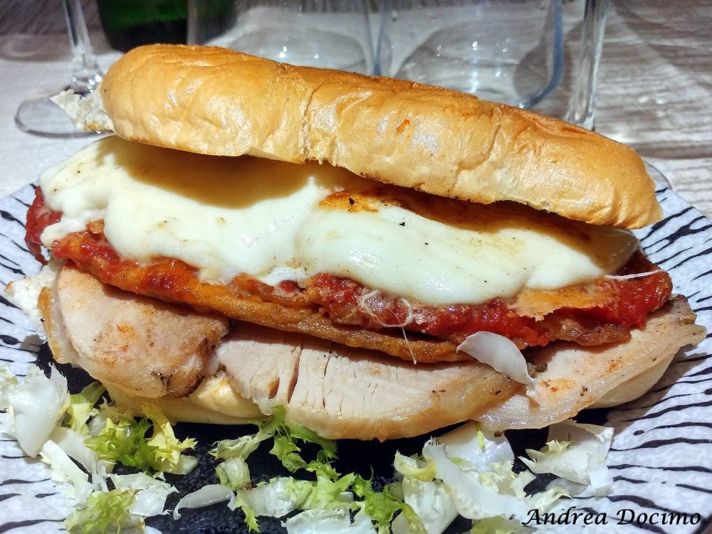 Hungry People a Somma Vesuviana. Il panino con porchetta, parmigiana di melanzane e provola