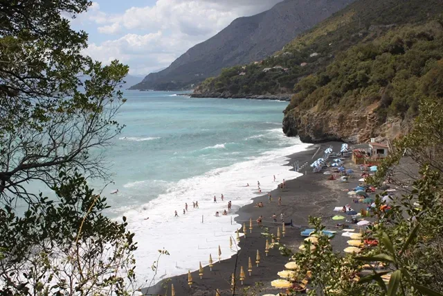 Maratea - La Spiaggia Nera