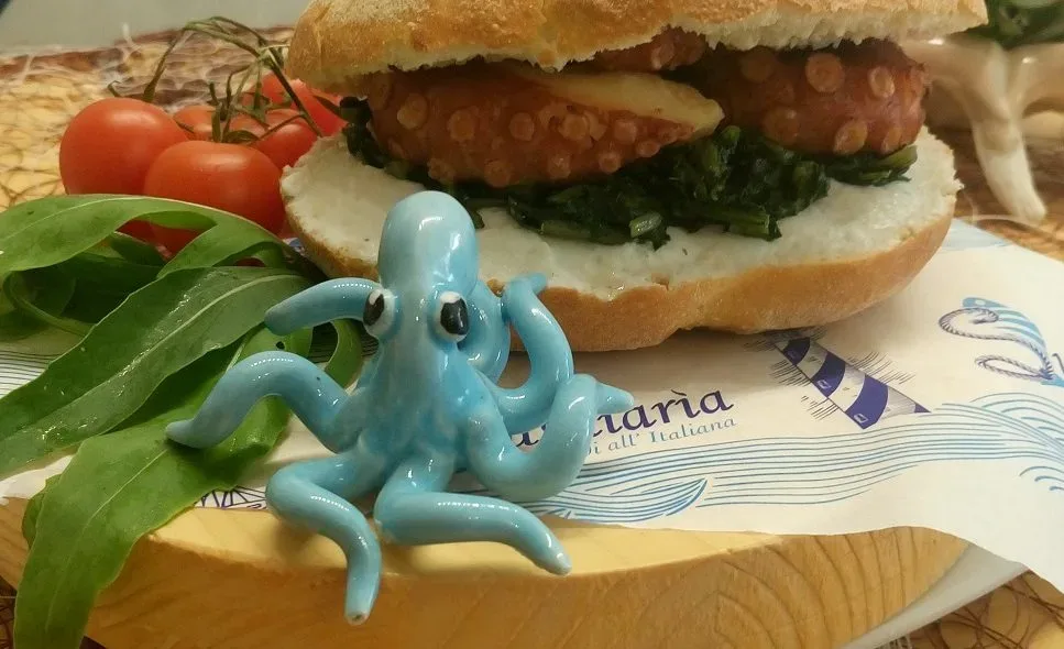 Sushiaria - PANINO AL POLPO