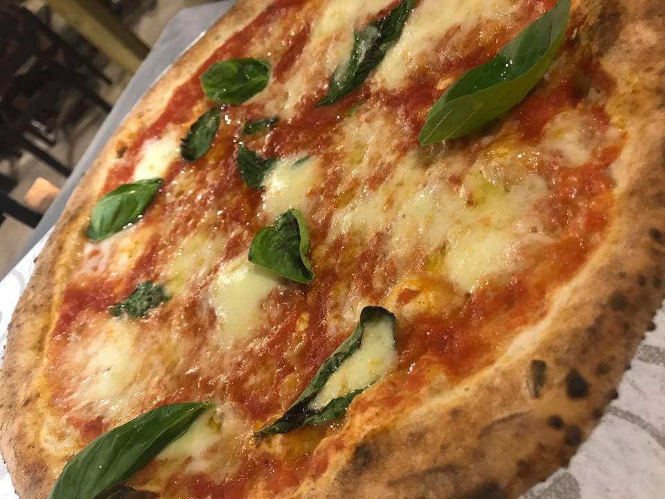 Pizzeria Aniello Mansi, la margherita