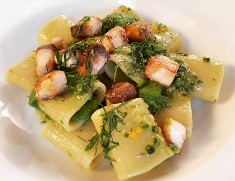 Antica Osteria Marconi, mezzi paccheri Gentile asparagi, ricciola e menta