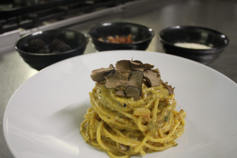 Carbonara con tartufo del Ristorante Belvedere dal 1933