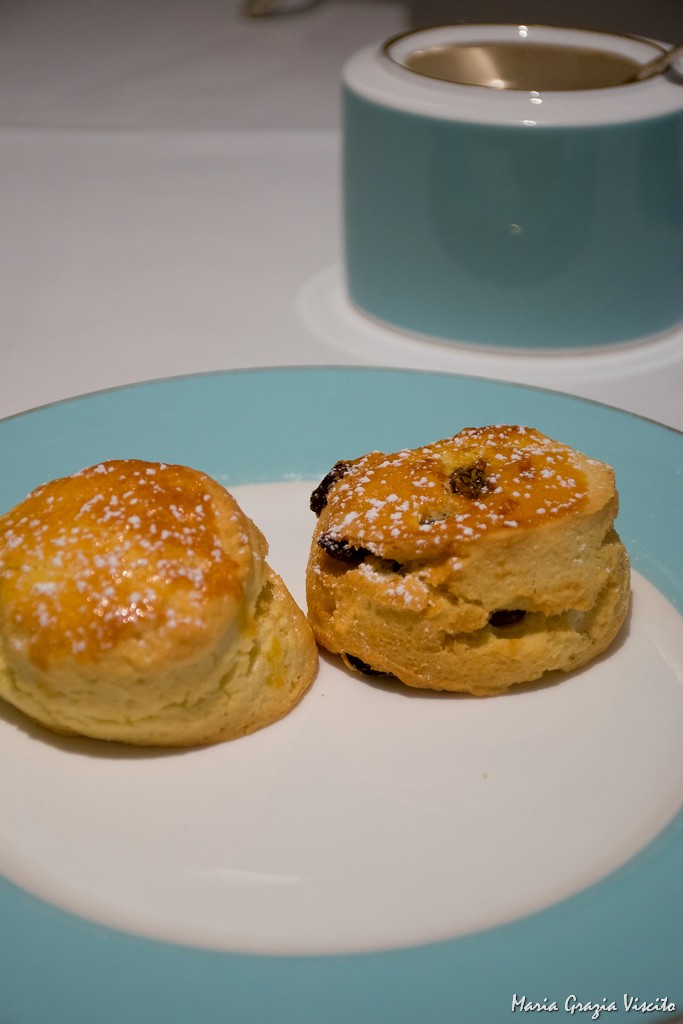 Fortnum and Mason - scones