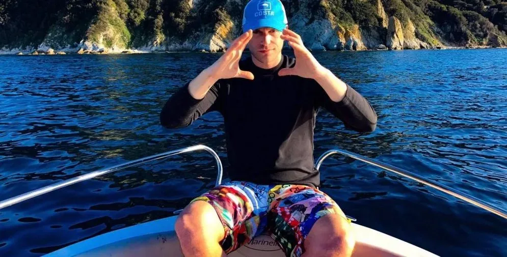 Simone Rugiati - fonte official fanpage