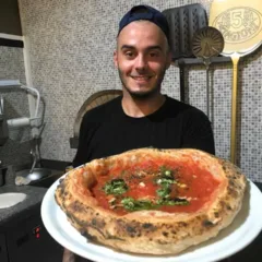 Vicè Vincenzo de Leonardis pizza marinara