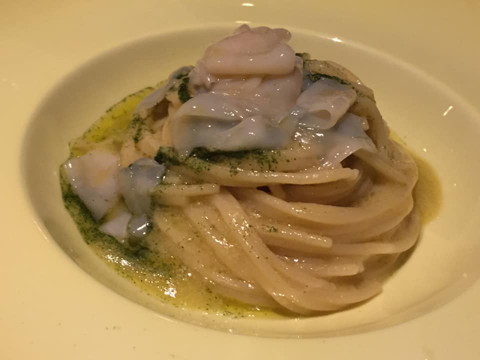 Tordomatto, spaghetti ajo e ojio e calamaretti