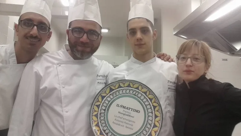 Antonio Petrone premiato dal Mattino