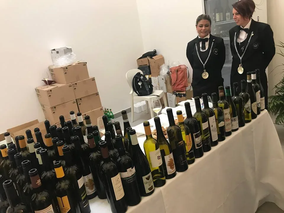 Degustazione vini doc Campi Flegrei