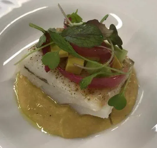 Piazzetta Milu', Baccala' con insalata estiva agrodolce