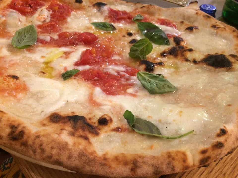 Pizzeria Vincenzo Mansi, la Regina DOC