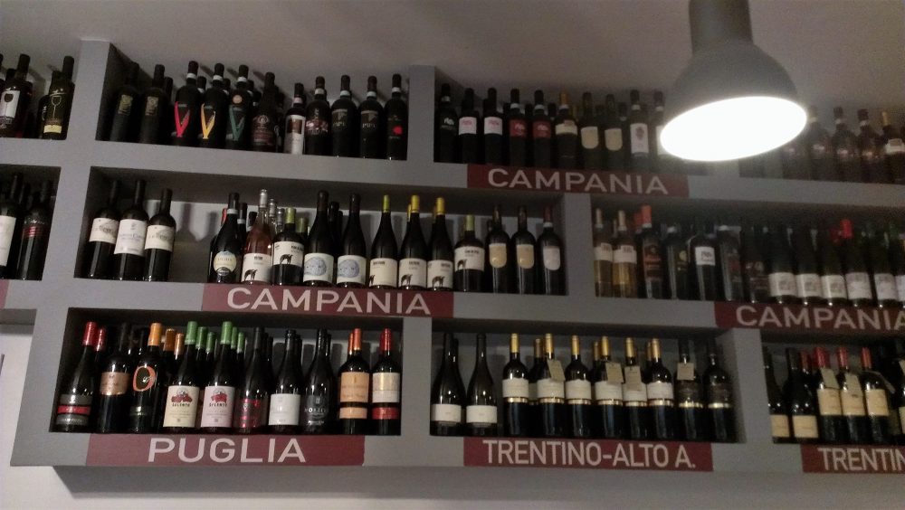 Ebrius – l’enoteca con le Regioni italiane