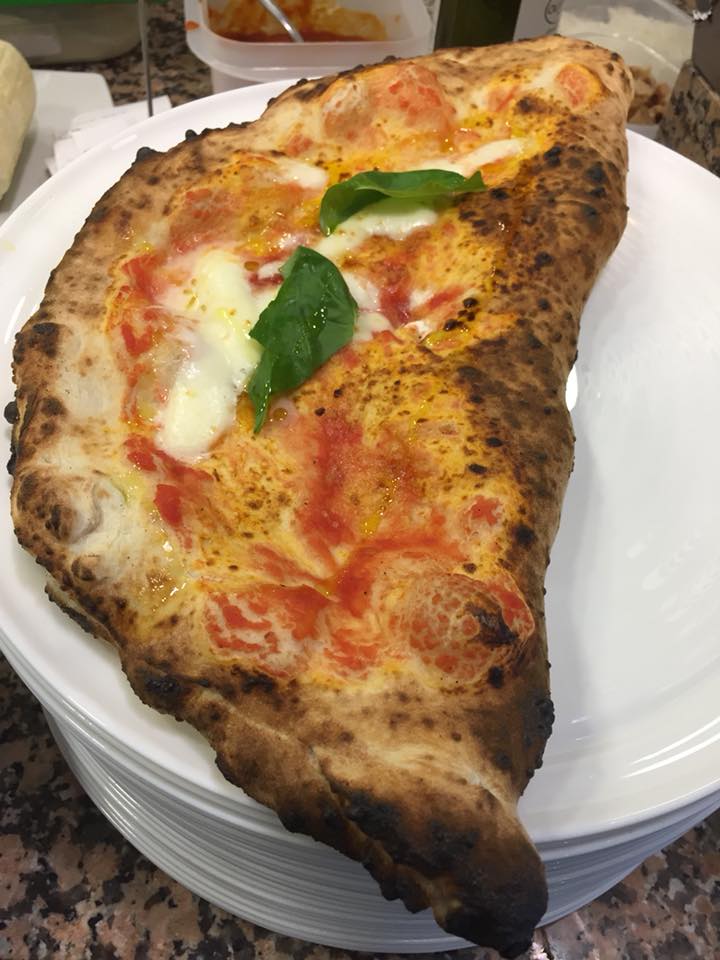 Angelo Pezzella Pizzeria con Cucina, 'O Cazon'