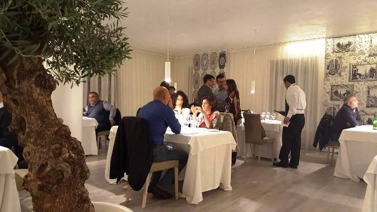 Cena a 4 mani con Tommaso Morone e Michele de Martino, gli ospiti in sala