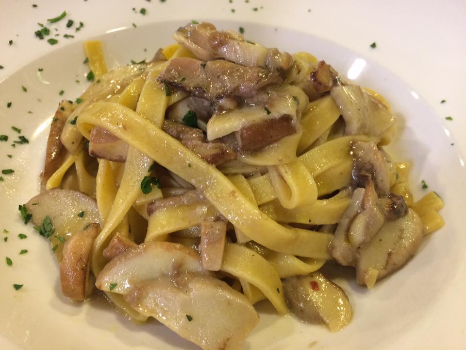 Da Danilo, tagliatelle ai porcini